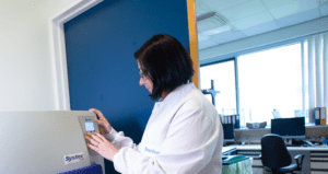 Scientist in Radiofilum lab